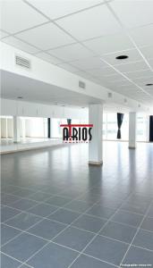 Vente Local commercial HYERES 83400