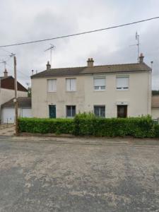 Location Maison 4 pi�ces BRUERE-ALLICHAMPS 18200