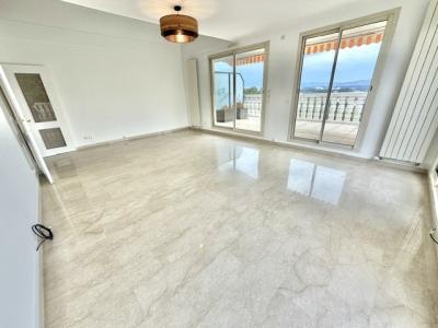 Location Appartement 5 pi�ces LYON-4EME-ARRONDISSEMENT 69004
