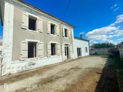 Vente Maison 8 pi�ces SAINT-SATURNIN-DU-BOIS 17700