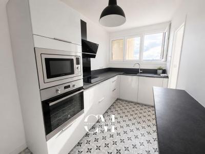 Vente Appartement 4 pi�ces BORDEAUX 33000