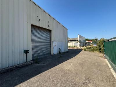 Location Commerce AVIGNON 84000