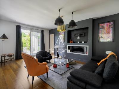 Vente Maison 6 pi�ces SAINT-JEAN-D'ILLAC 33127