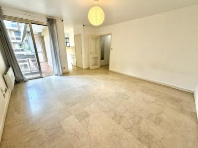 Location Appartement LYON-6EME-ARRONDISSEMENT 69006