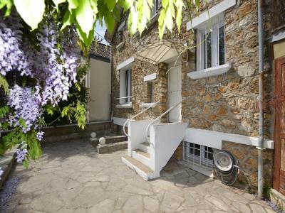 Vente Maison 5 pi�ces SAINTE-GENEVIEVE-DES-BOIS 91700