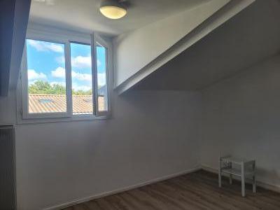 Location Appartement BORDEAUX 33000
