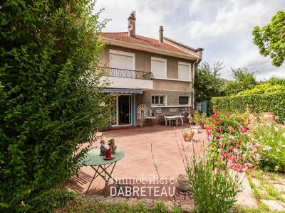 Vente Maison 8 pi�ces BRON 69500