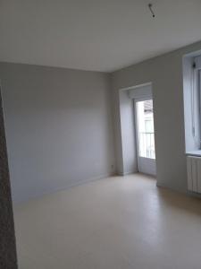 Location Appartement 2 pi�ces FEURS 42110