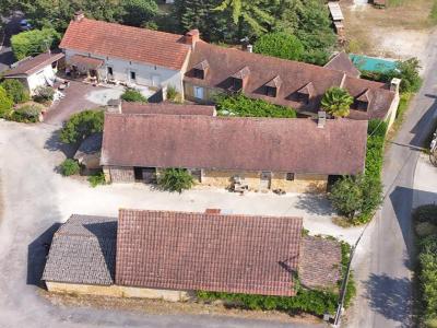 Vente Maison 10 pi�ces SAINT-GENIES 24590