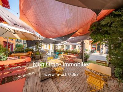 Vente Local commercial AIGUILLES 05470