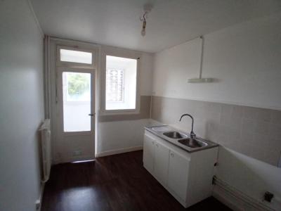Location Appartement 4 pi�ces VOUZIERS 08400