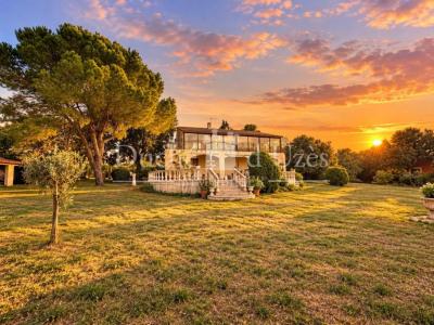 Vente Maison 6 pi�ces UZES 30700