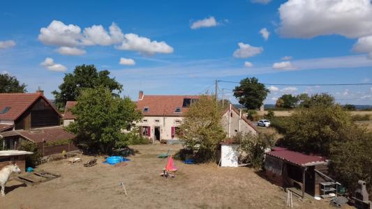 Vente Maison 5 pi�ces LOUROUX-DE-BOUBLE 03330