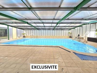 Vente Maison 10 pi�ces MONTENDRE 17130
