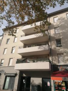 Location Appartement 2 pi�ces VENISSIEUX 69200