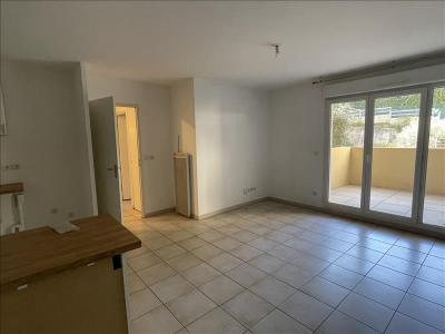 Location Appartement 3 pi�ces SEYNE-SUR-MER 83500