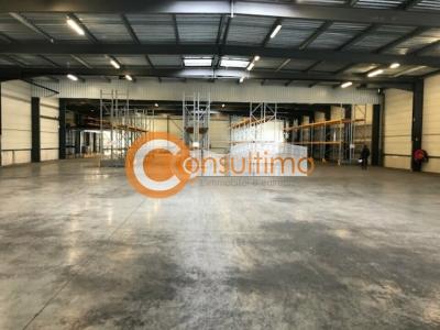 Location Commerce HAILLAN 33185