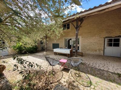 Vente Maison 6 pi�ces MAGNILS-REIGNIERS 85400