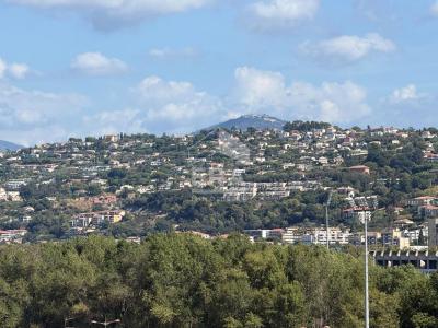 Vente Appartement 3 pi�ces SAINT-LAURENT-DU-VAR 06700