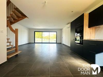 Vente Maison 5 pi�ces SAINT-HILAIRE 31410