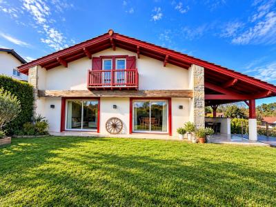 Vente Maison 5 pi�ces BASSUSSARRY 64200
