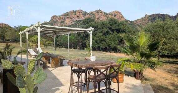 Vente Maison 4 pi�ces ROQUEBRUNE-SUR-ARGENS 83520