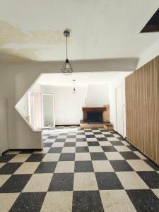 Vente Maison 5 pi�ces SAINT-MITRE-LES-REMPARTS 13920