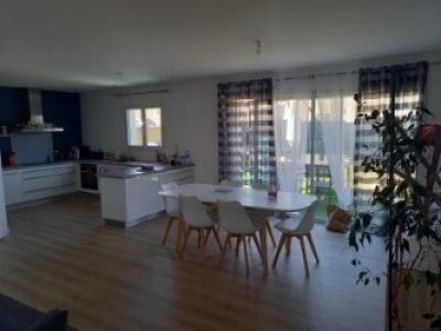 Location Maison 5 pi�ces LEOJAC 82230