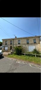 Location Maison BOURG 33710