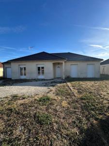 Location Appartement 5 pi�ces MESNIL-SELLIERES 10220