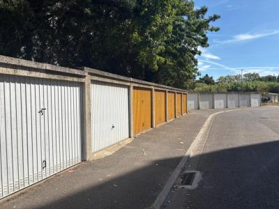 Location Parking AVIGNON 84000