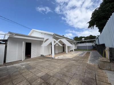 Location Commerce SAINT-JOSEPH 97480