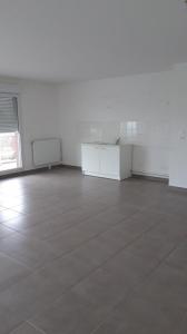 Location Appartement 3 pi�ces SANCE 71000