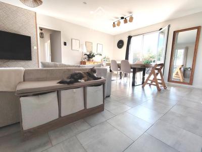 Vente Maison 4 pi�ces ILE-D'ELLE 85770