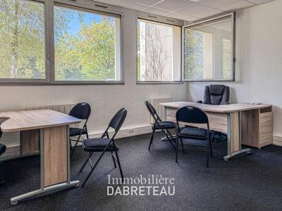 Location Commerce DARDILLY 69570