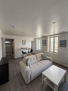 Location Appartement 2 pi�ces ROCHELLE 17000