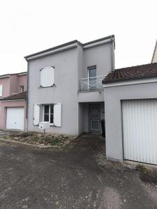 Location Maison 3 pi�ces CHAUMONT 52000