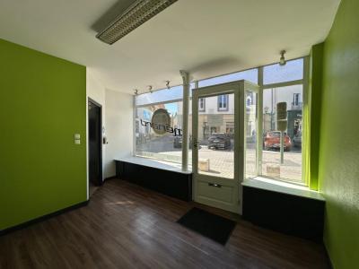 Location Local commercial JANZE 35150