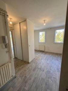 Location Appartement 2 pi�ces ROMANS-SUR-ISERE 26100