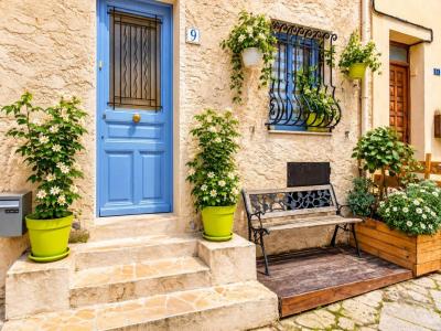 Vente Maison 4 pi�ces LEVENS 06670