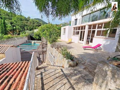 Vente Maison 6 pi�ces CARQUEIRANNE 83320