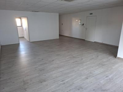 Location Commerce AVIGNON 84000