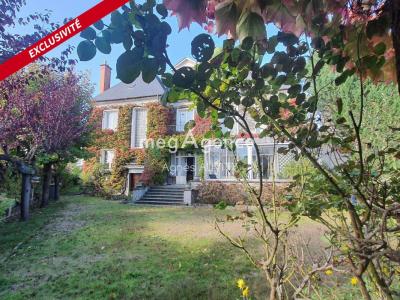 Vente Maison 10 pi�ces COMMENTRY 03600