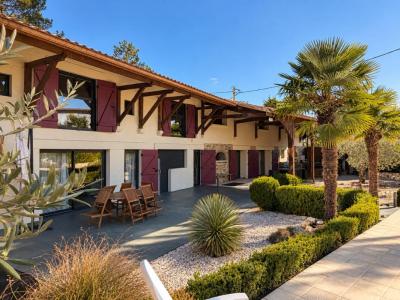 Vente Maison 8 pi�ces SALLES 33770