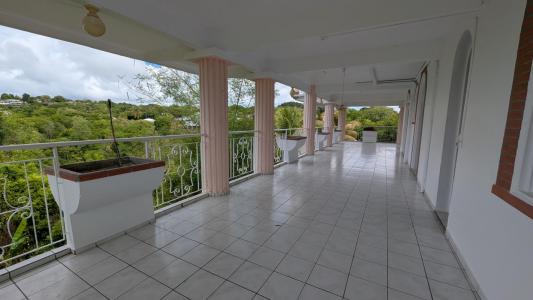 Location Appartement 4 pi�ces SAINTE-ANNE 97180