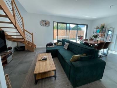 Location Maison 5 pi�ces HAILLAN 33185