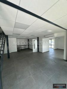 Location Local commercial CHAMBERY 73000