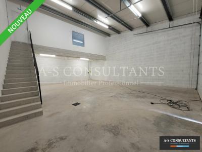 Location Commerce VAULX-MILIEU 38090