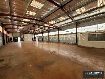 Location Commerce BEAUSEMBLANT 26240