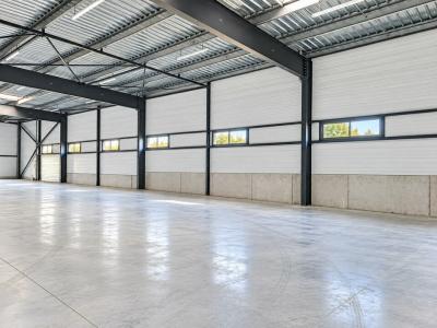 Location Commerce VITRE 35500